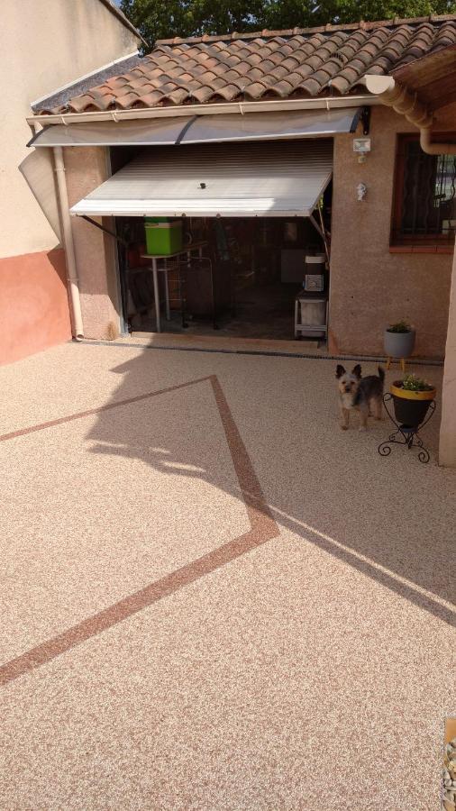 Philippe & Marie, A Louer Petite Chambre Chez L'Habitant Avec Terrasse Dans Villa, Au Pied Du Luberon 쿠쿠론 외부 사진